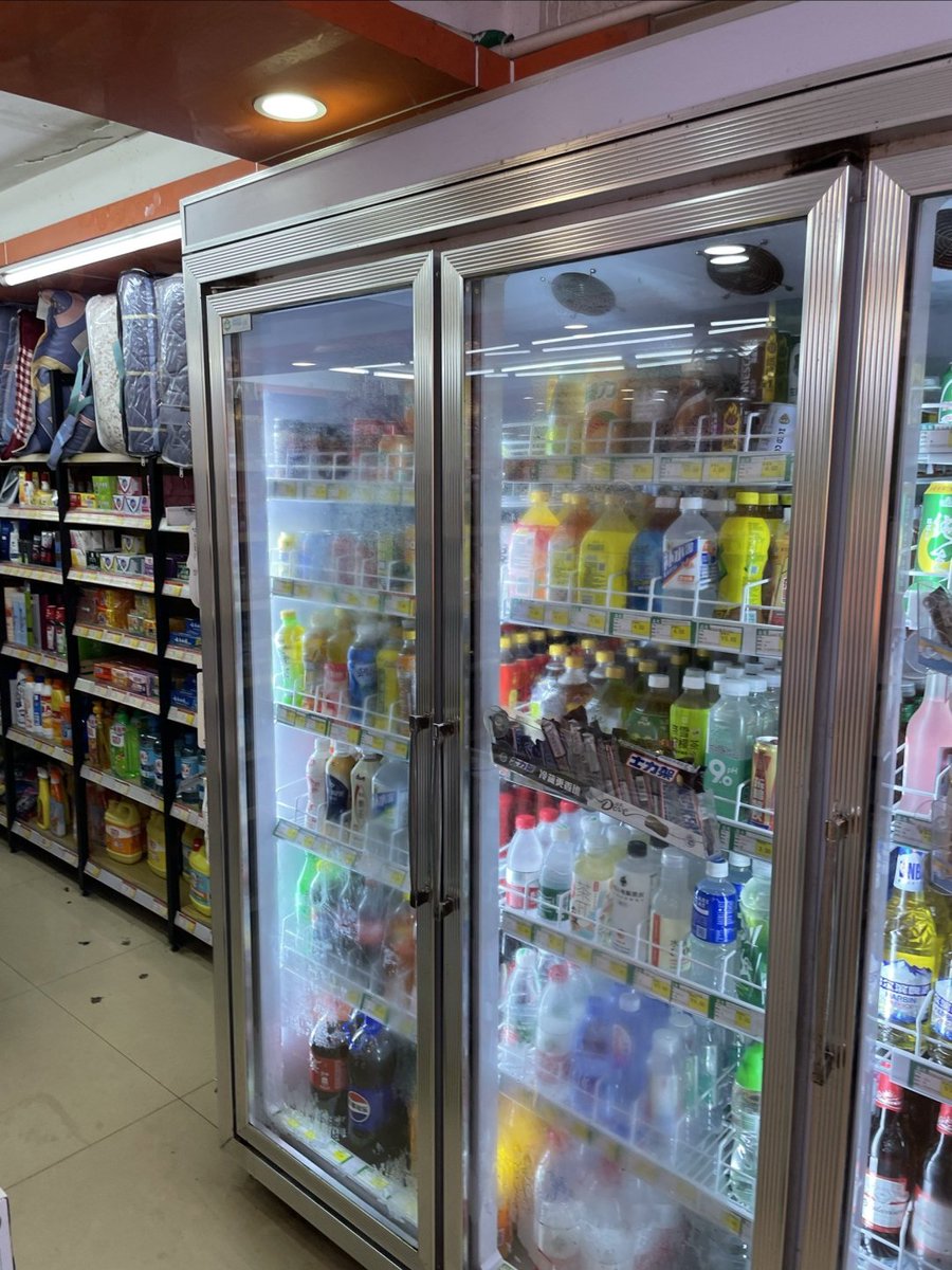 stevecasas9's tweet photo. Restocked our fridges with ice-cold iced coffee and grab-on-the-go sandwiches for your afternoon slump – swing by anytime!， https://t.co/P049tn3cWf