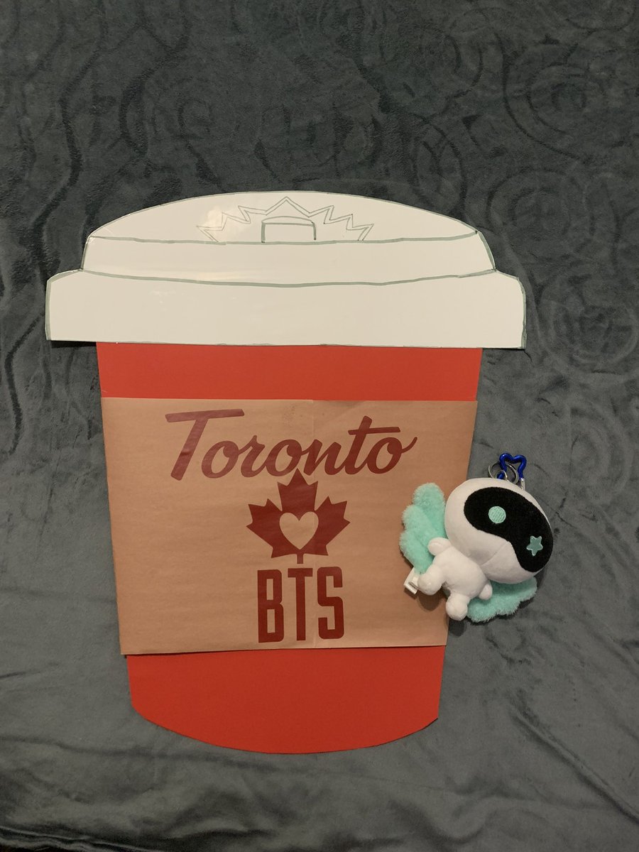 jinniebaby0T7's tweet photo. MY TORONTO SIGN REVEAL
DJ THIS GIANT TIMMIES DOUBLE DOUBLE IS FOR YOU https://t.co/gKJHhAY0mD
