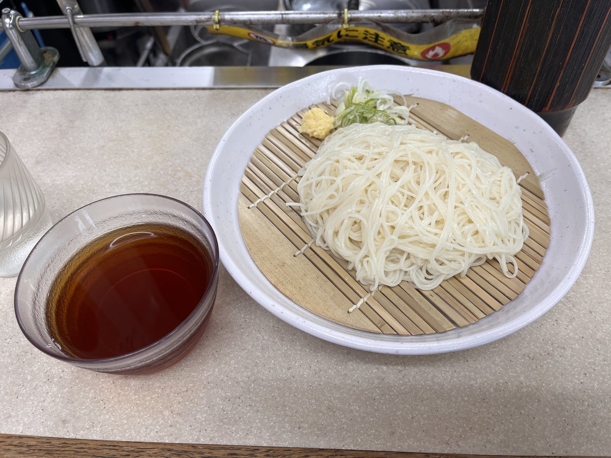 W126039's tweet photo. お廃炉ございます
#どん亭 @成増
そうめん(しかも揖保乃糸)
きしめんある店時々あるけどそうめんは珍しい
にゅうめんもありました
#路麺
#立ち食いそば https://t.co/b2Evdz3lE0