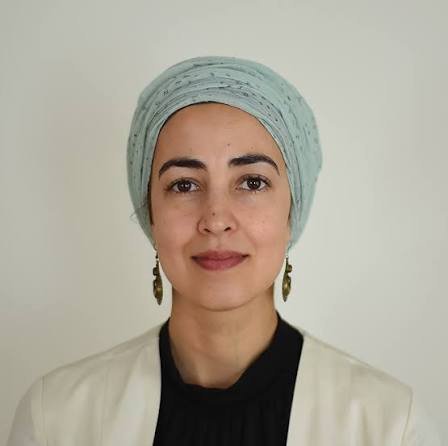 MelG_Gibson's tweet photo. Aisha Wahab could become the first Muslim Afghan-American elected to Congress from California, replacing Eric Swalwell. 🇺🇸

Would this be progress or a step backward? 🤔👇

A) 🇺🇸 Positive change
B) 📉 Going from bad to worse
C) 🤔 Too early to say
D) 🚫 Neither https://t.co/yIIYNRuBAM