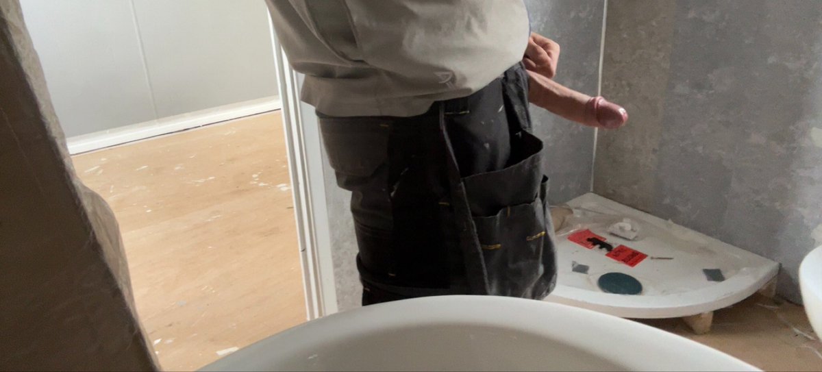 MrGoodGuy29's tweet photo. Tradie🍆  if only you knew where this photo was taken👀

#dick #cock #hardcock #flashing #harddick #nsfwtwt https://t.co/EDoo7jxEwU