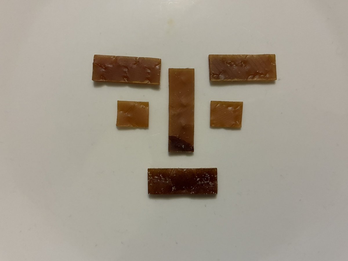 akikodon's tweet photo. ●ジョッキ（セブンイレブン）　ふぞろいかみかみいかチップうま塩味　42kcal 
セブンの新商品コーナーにて購入🏪
ジョッキのいかチップから２種類新発売されたよ🆕
まずはうま塩味から🙋‍♀️
かみごたえ抜群！うま塩味でやみつき！とのこと👀 https://t.co/wkFssoyVDa