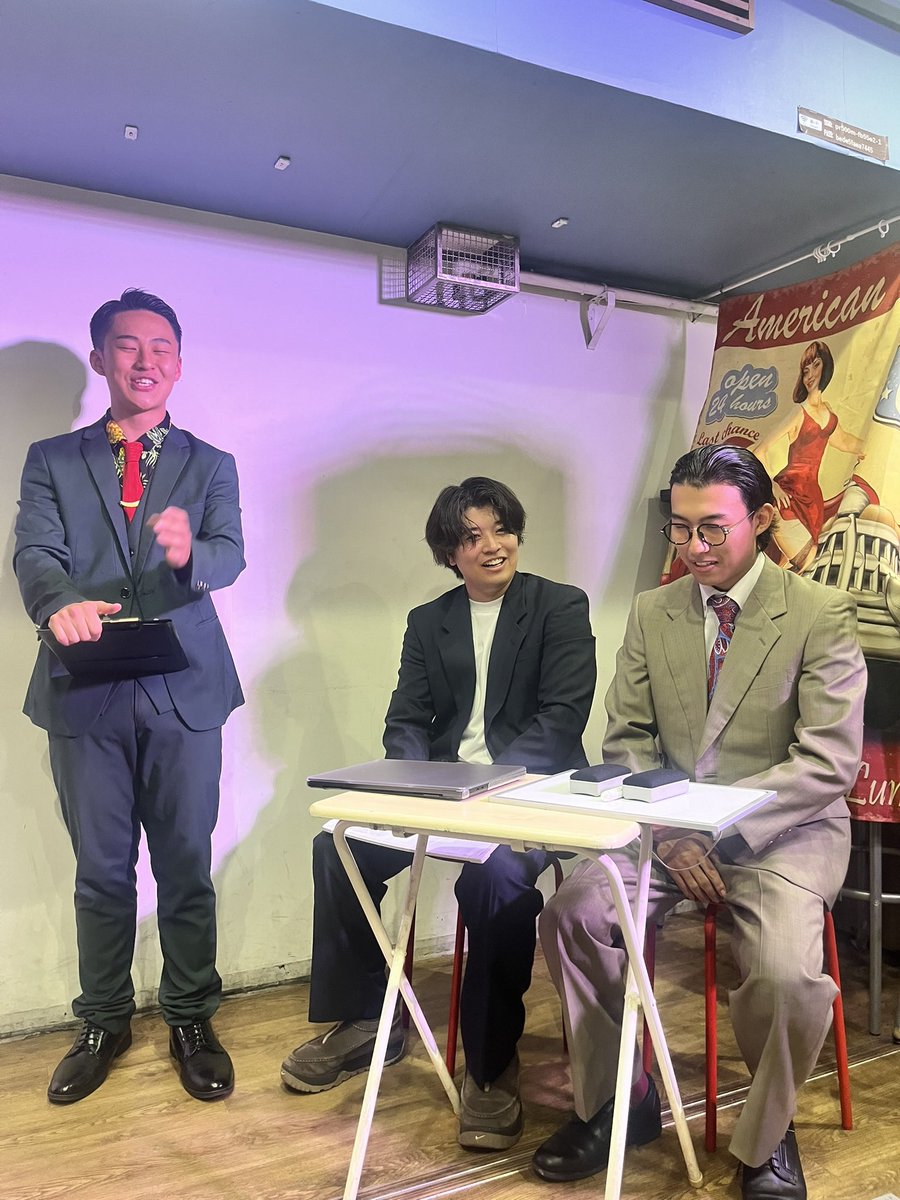 ce02110's tweet photo. 「三羽烏」
初めての三羽烏でした〜！！
初めて惹き笑い見れたけど面白かった！！
3組とも面白くて最高でした！！！
企画もめちゃくちゃわちゃわちゃしてて
面白かった！！😭 https://t.co/NrHmJzuulm