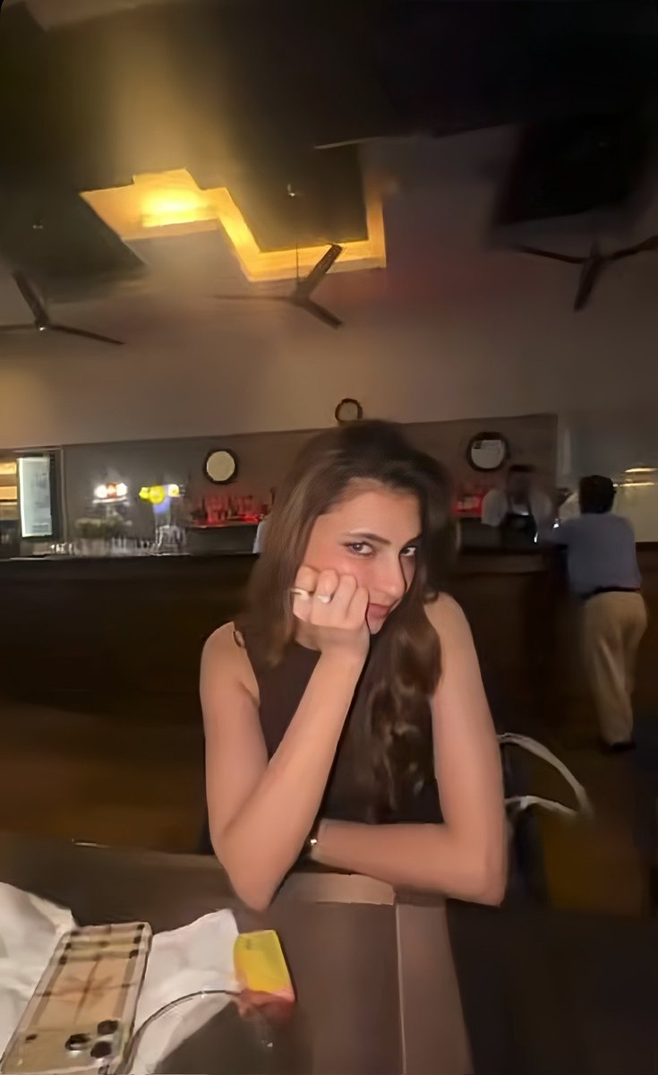 Roomy1pal's tweet photo. &amp; here comes our girl, so Unbothered by all the nonsense going around. 😭

#FarrhanaBhatt #FarrhanaRebellions https://t.co/RzmxVDfeZI