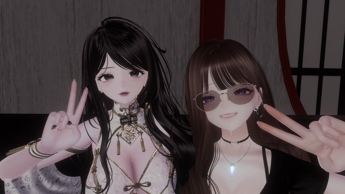 chi_i_25's tweet photo. 遅くなっちゃったけど！
プレオープン来てくれてありがとうございました！！
終始重くて接客とアフターでご迷惑おかけしちゃったけど、少しだけでも素敵な時間を過ごせて楽しかったです♡
また次のオープンも楽しみに待ってるよぉー！
少しですが、ALTあります！アフターはツリーで！

 #VRC_月華宴 https://t.co/lzQPJE35C8