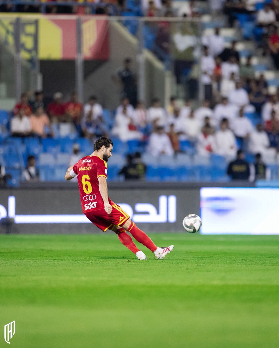 Alqadsiah's tweet photo. لقطات فرسان الخبر في الشوط الأول❤️💛

#القادسية_الاتحاد | #دوري_روشن_السعودي https://t.co/tcOEfiOF9O