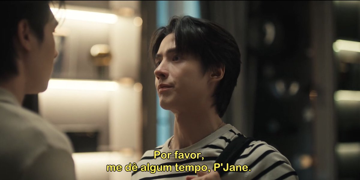 petalthings's tweet photo. PACIÊNCIA TEM LIMITE! até quando o little jane vai ficar afastando a pessoa que ele ama? sinto que ele não sofreu o suficiente correndo atrás do big jane, o homem falta lamber o chão aonde ele pisa, faz de tudo pra ver ele bem e mesmo assim esse chato não valoriza… me estressei 

DBTE RULES EP9
#อย่าขอพี่เจนEP9