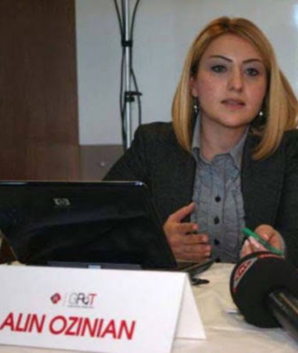 NatalyaMasisMKA's tweet photo. Soldaki hem Ermeni hem de Ermeni ailede doğdu. Sağdaki ise Malatya'da müslüman aileden müslüman olarak doğdu ve mahkeme kararıyla Natali.A oldu. Kendisini ermeni sanmanızı isteyen bir Müslüman. İstihbarat tarafından kendisine verilen Ermeni insan hakları aktivisti rolünü oynuyor. https://t.co/pwV6fMWaji