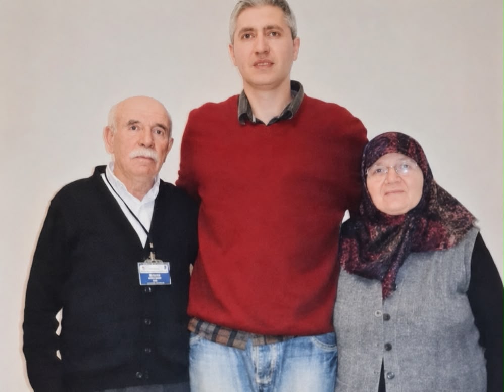 sevincozarslan's tweet photo. Emine Yurtseven teyzenin oğlunu ne zaman Ankara'ya nakledeceksiniz? Kadın sizden sadece sevk yapmanızı istiyor, başka bir şey değil. Kadın ta Erzurum Dumlu Cezaevine gidemiyor. 75 yaşında. @ctekurumsal @adalet_bakanlik @AYMBASKANLIGI 

SuçYok CezaVar https://t.co/66iIpP3OTu