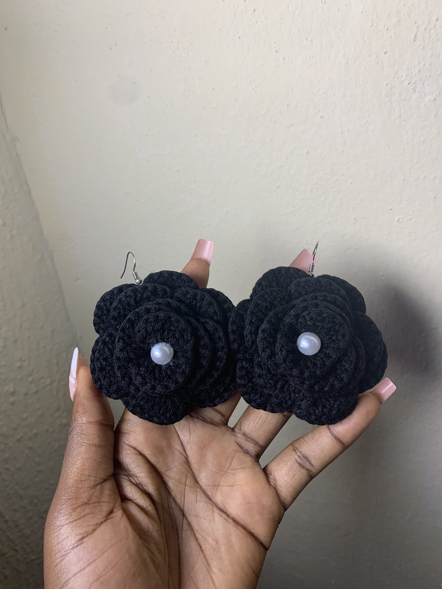 simi_midastouch's tweet photo. I made these with my hands 😍 https://t.co/40urk5DYVR