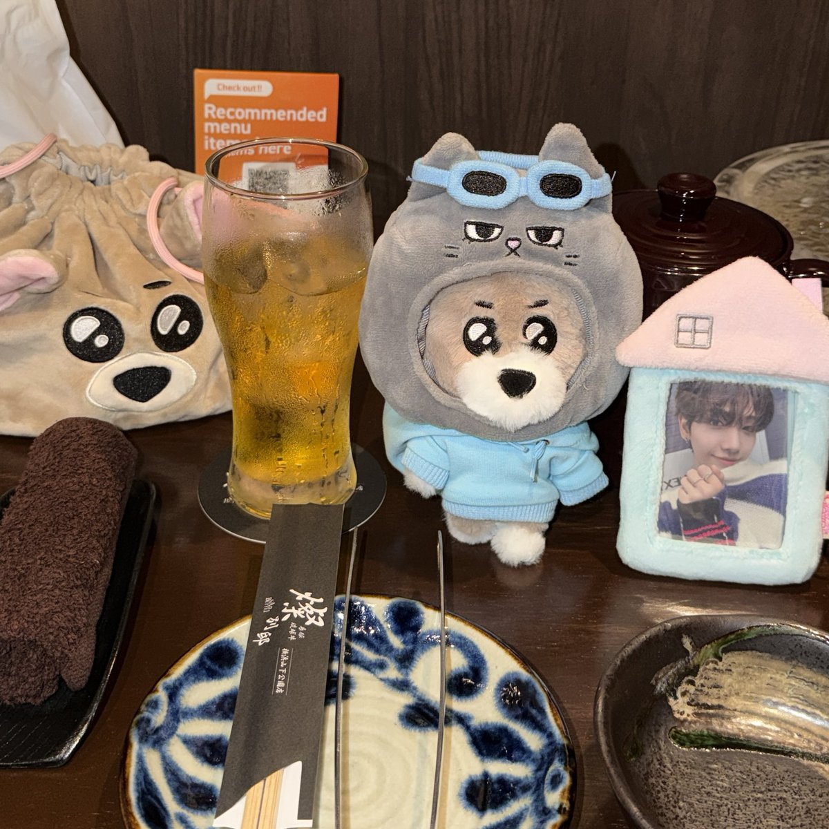 zrlhs2's tweet photo. 재현이님만나러일본왔어요........♡♡♡ https://t.co/aClhG7K66h