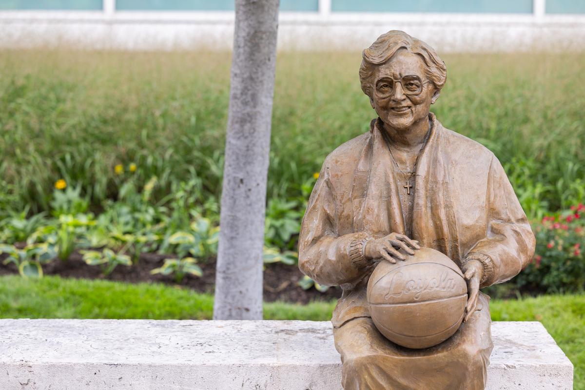 LoyolaChicago's tweet photo. On what would have been her 107th birthday, Loyola is proud to unveil a commemorative statue of Sister Jean Dolores Schmidt, BVM. https://t.co/lsTxqQfYjo