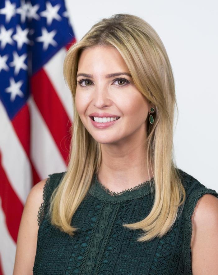 Ivankatrum001's tweet photo. YES or NO poll!

TEXAS PASSED A BILL BANNING ISLAMIC SHARIA LAW AND ANYTHING THAT CONTRADICTS AMERICAN VALUES.

SHOULD THIS HAPPEN IN ALL 50 STATES? 🇺🇸

A. YES
B. NO https://t.co/KsjCP05jRQ
