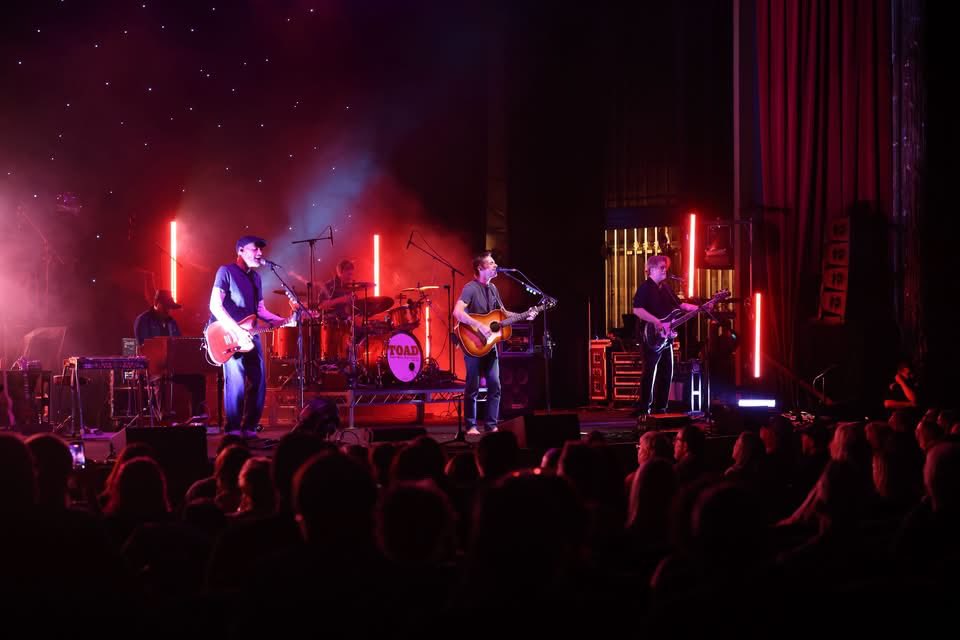 ToadWetSprocket's tweet photo. The 2026 Summer Tour
Show #29 Los Angeles, CA
📸 Duane Kakazu
🎟️ https://t.co/Dy4tRiQcYn https://t.co/wpl8ceUKSL