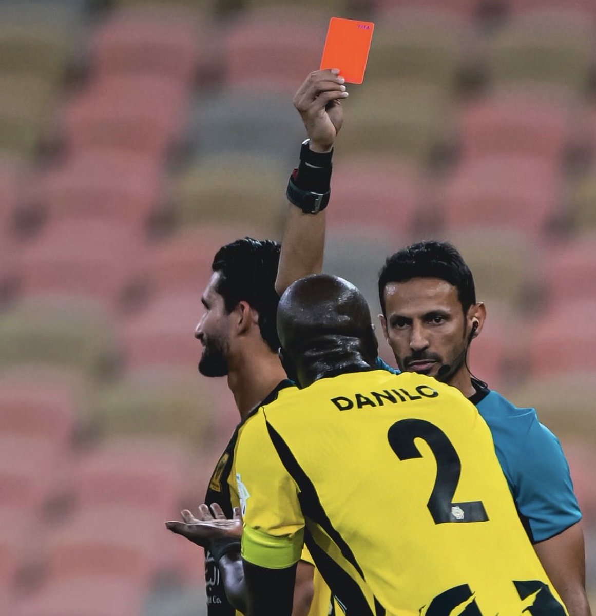 AImodrj's tweet photo. 🚨🚨🚨🚨الاتحاد هذا الموسم في دوري روشن : 

الجولة الاولى بيريرا يتعرض للبطاقة الحمراء 

الجولة الثانية لوبي يتعرض للطاقة الحمراء 

‼️‼️‼️‼️‼️‼️‼️‼️‼️‼️‼️‼️ https://t.co/QSlX8Sk0hH