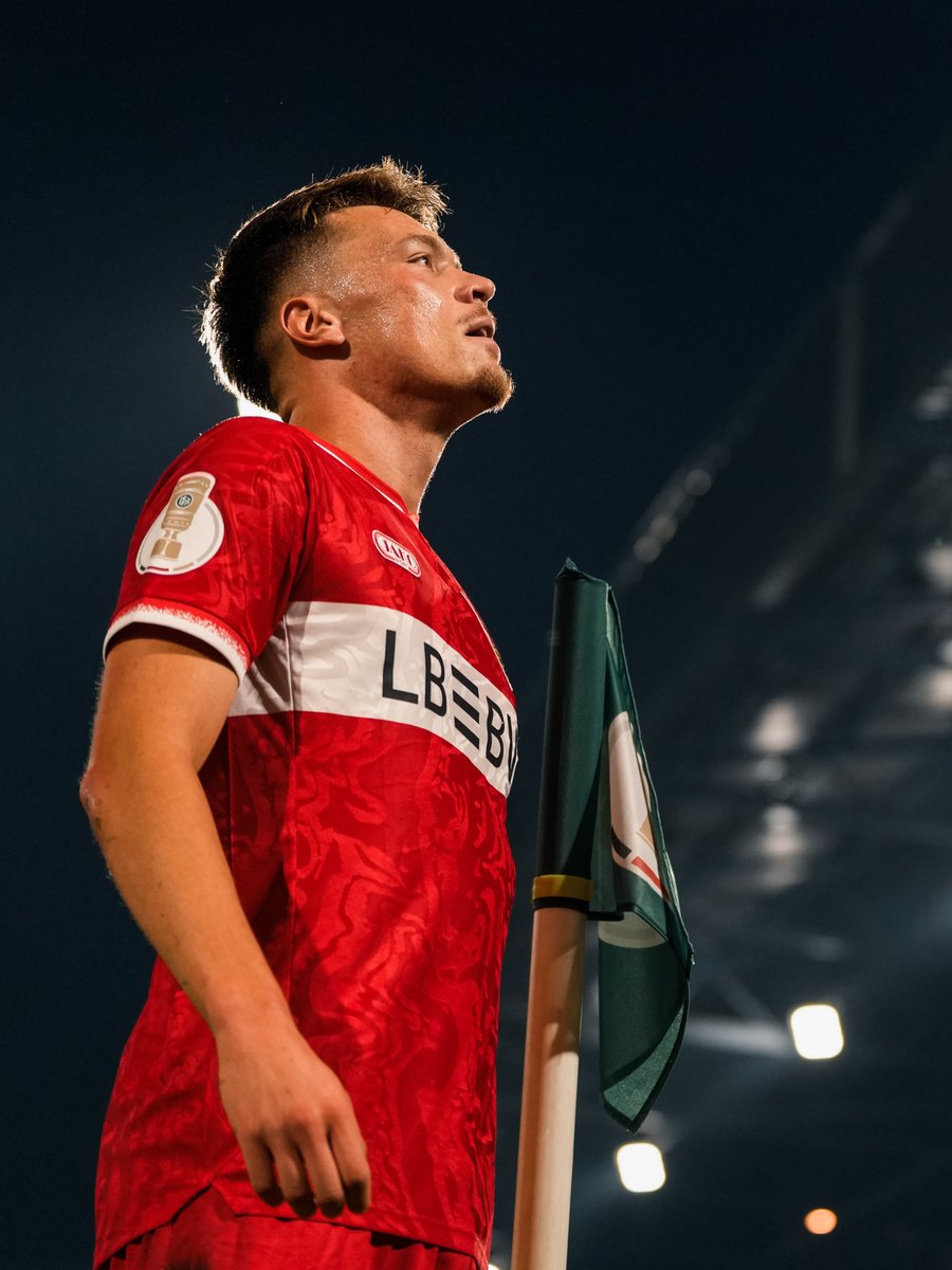 VfB's tweet photo. First game. First goal. His name is #Pejcinovic.

#VfB | #VfB1893 | #DFBPokal | #FCHVfB https://t.co/eN5M6cO8Em