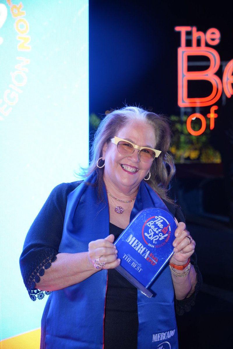 Ligiette's tweet photo. ¡Qué orgullo celebrar este reconocimiento a @induvecaRD en Best of DR Santiago Norte!

Casi 60 años de historia que comenzaron en La Vega y que hoy siguen escribiéndose con innovación, calidad y un profundo compromiso con el desarrollo de nuestro país.

Mi felicitación a todo el equipo de Induveca y, muy especialmente, a Lil Esteva, por el liderazgo y la dedicación con que continúa impulsando esta gran historia. Un reconocimiento que celebra el trabajo de toda una empresa y de su gente. 👏🇩🇴