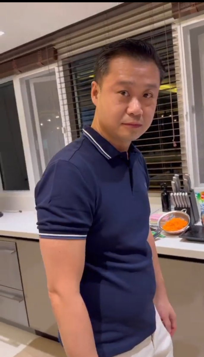 ywixxo's tweet photo. The biceps is bicepsing 😌🍿 https://t.co/Ix8S3sFvmk