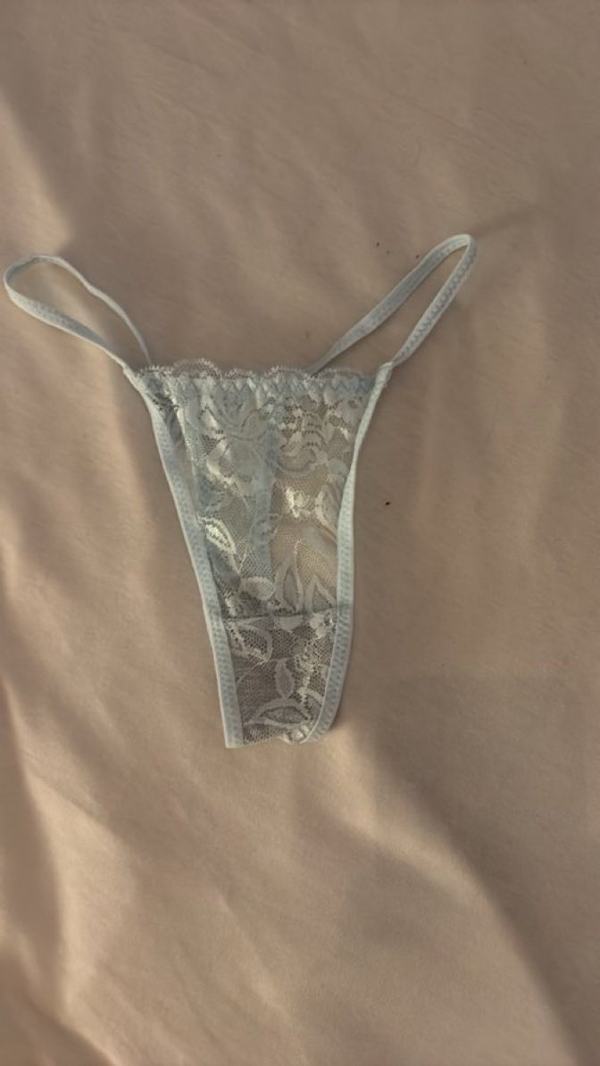 cuck6769's tweet photo. Am I the only one jerking in my sister’s panties https://t.co/86XhVfuJYr