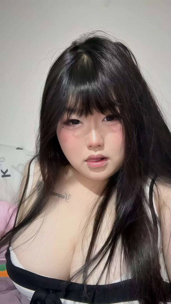 Resucitate's tweet photo. 我这种算bbw吗各位 #m #奶子 #反差 #小狗 https://t.co/KfvVtoAVbc