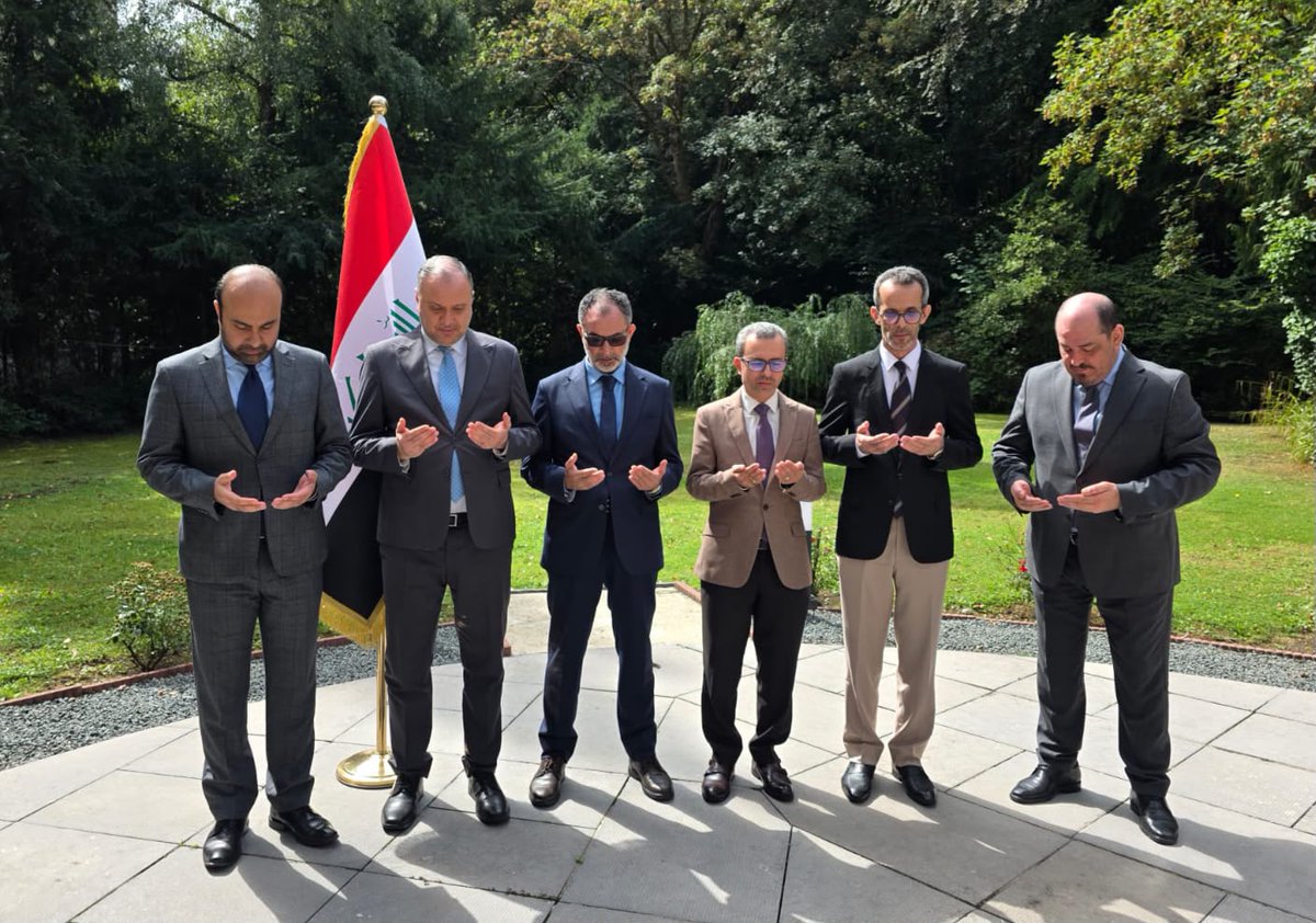 IraqinBrussels's tweet photo. سفارة جمهورية العراق في بروكسل تستذكر شهداء وزارة الخارجية
https://t.co/GaIzAxPvW9 https://t.co/GGfrOaNiyu