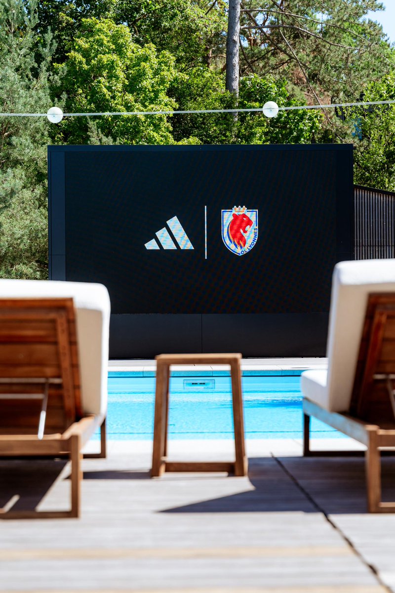 ol__lyonnes's tweet photo. Danke @adidas! 😁❤️ https://t.co/H97tCsDEst