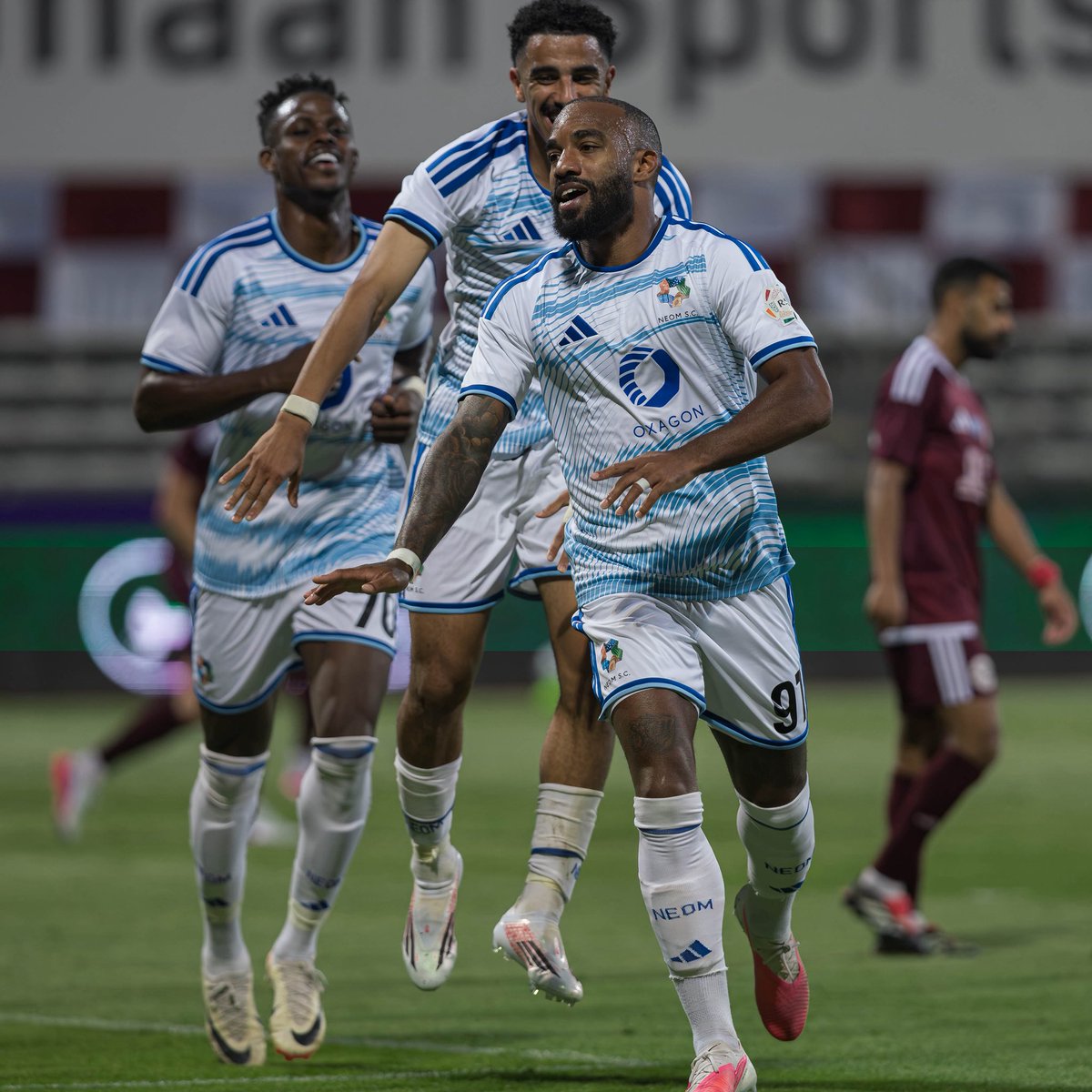 NEOMSportsClub's tweet photo. لاكـا الهـدَّاف .. معـاه لا تخـاف 🔥⚽️

#الفيصلي_نيوم | #دوري_روشن_السعودي
#نادي_نيوم_الرياضي https://t.co/g8EBKs7Uzc
