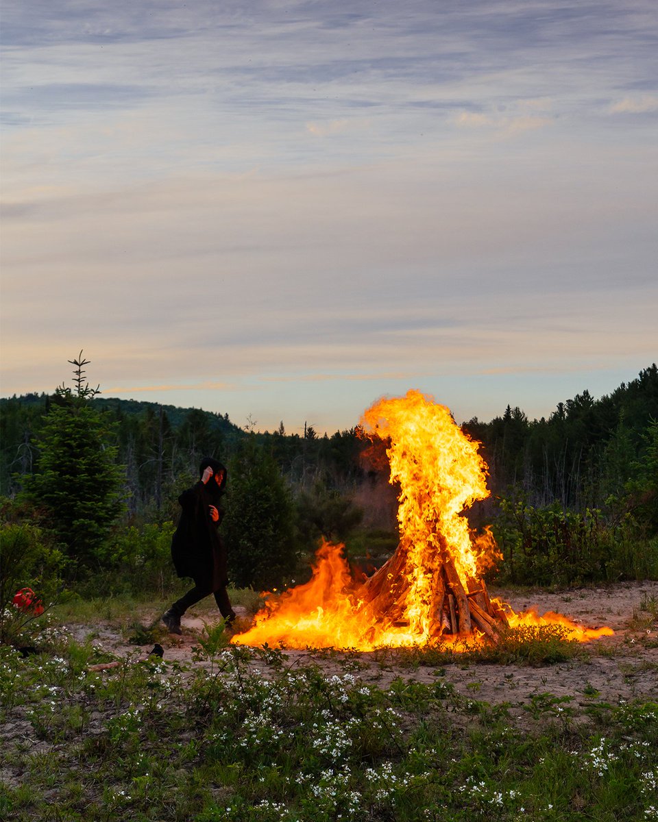 seanmundyphoto's tweet photo. I managed to capture the moment exactly after I lit the fire for "Cleansing" and the flames exploded to life https://t.co/97JdVnBuP4