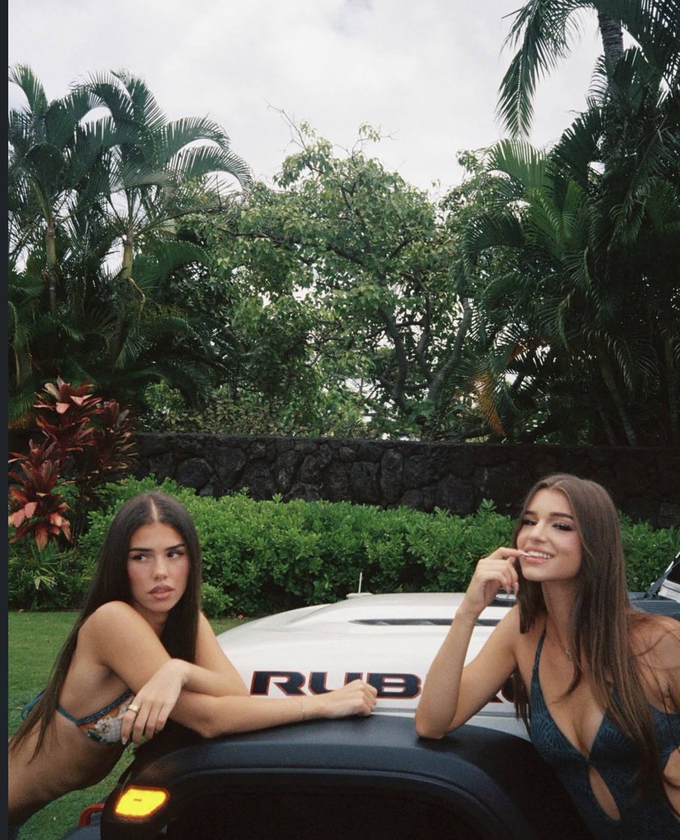 OnlyyRemi's tweet photo. double trouble https://t.co/KcEq3ZT4fg