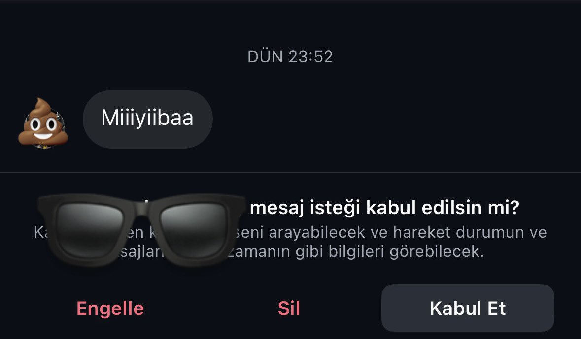 serennturunc's tweet photo. Keşke karşımda olsaydın da çarpsaydım bi tane ağzının ortasına. https://t.co/wg60TRFnm1