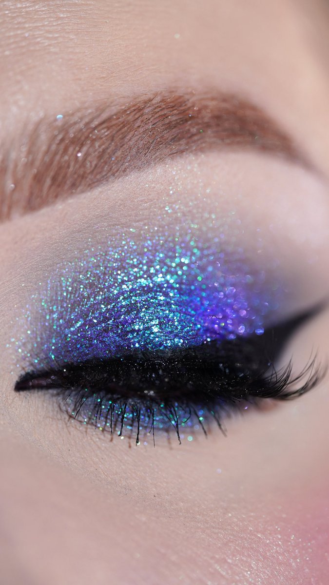 karlacosmetics's tweet photo. Same eyeshadow.
Different base.
💙💜
https://t.co/IsdGFO3pPq https://t.co/elpYnQS8nM