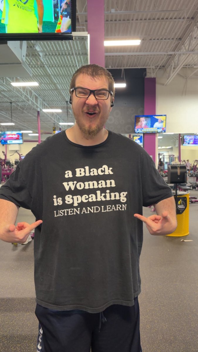 MattSumf's tweet photo. Asked this kid for a picture of his shirt and he made this face unprovoked https://t.co/6Zes7Me3ys