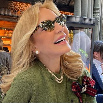 EmilyGrace289's tweet photo. #NewProfilePic https://t.co/SJbnEbVv0D