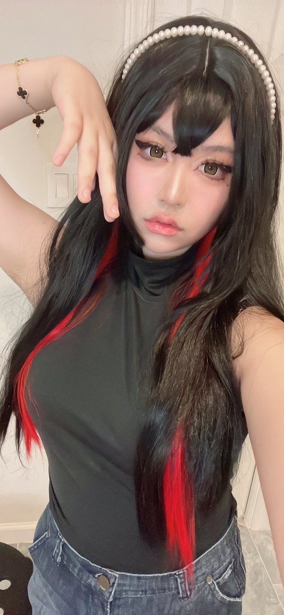 altariaa_cos's tweet photo. what other carmine cosplays should i do !! https://t.co/hvLsjP50Pb