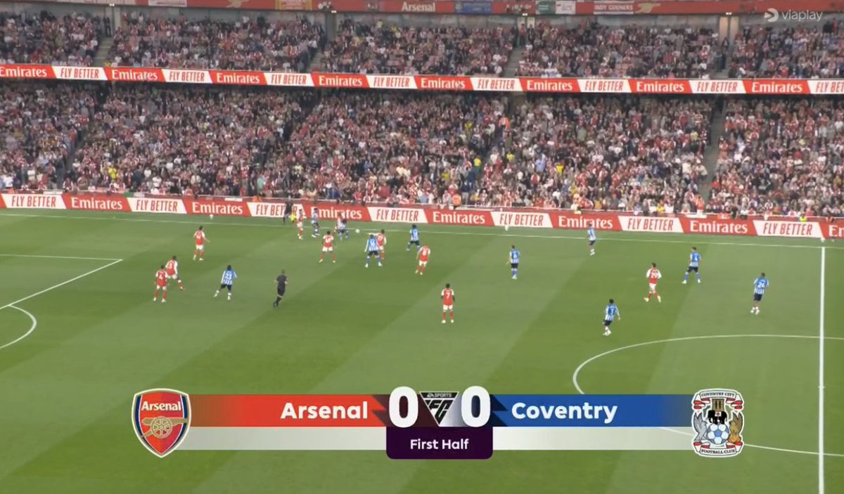 Xavier97954258's tweet photo. 📸 - KICK OFF!

THE 2026/27 PREMIER LEAGUE SEASON HAS KICKED OFF!

ENJOY THE NEW SEASON! 🔥 https://t.co/CitWBRlMjE