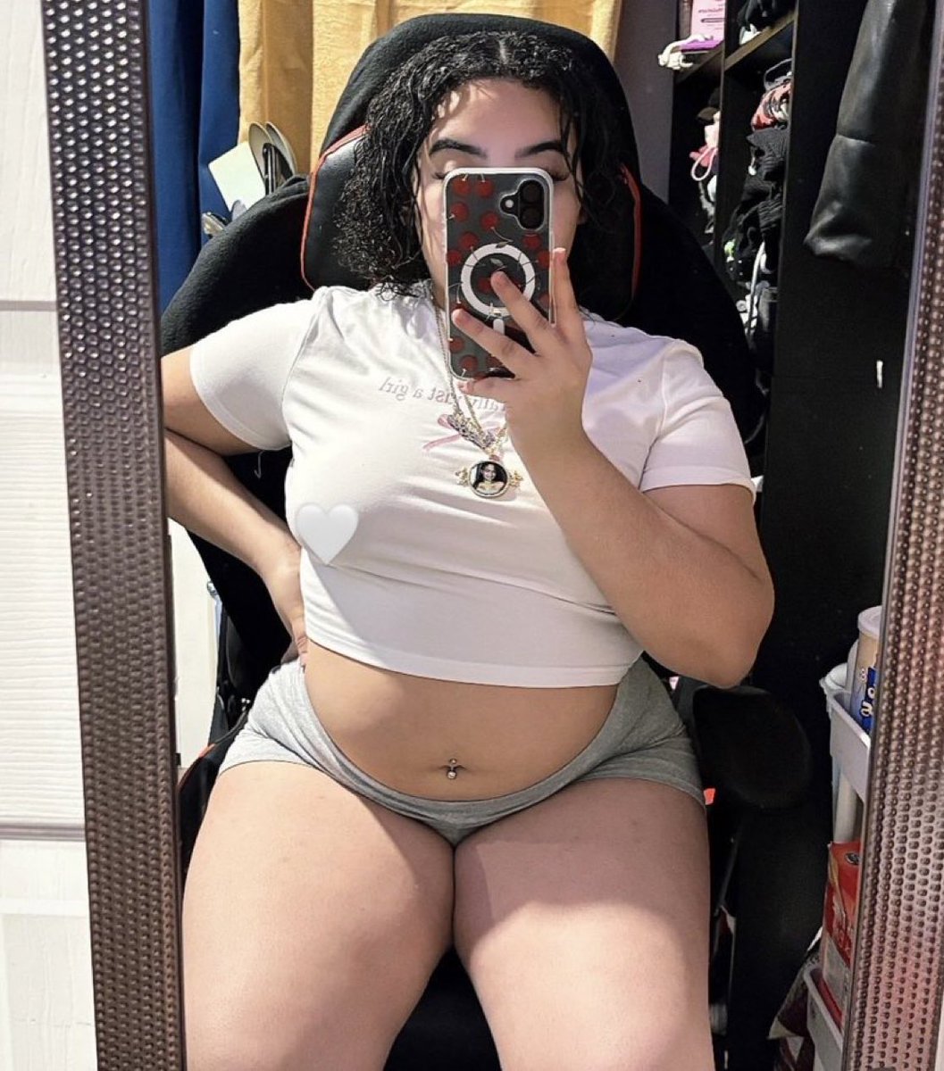 jessypauuu's tweet photo. If youโre here to impress me, make it memorable. ๐ญ
#Findom #Paypig #SellingContent #Latina #Cuck #JOI #FaceTime #Skype #SissySubs #Sessions #FeetWorship #Femdom https://t.co/EyxsXST86y