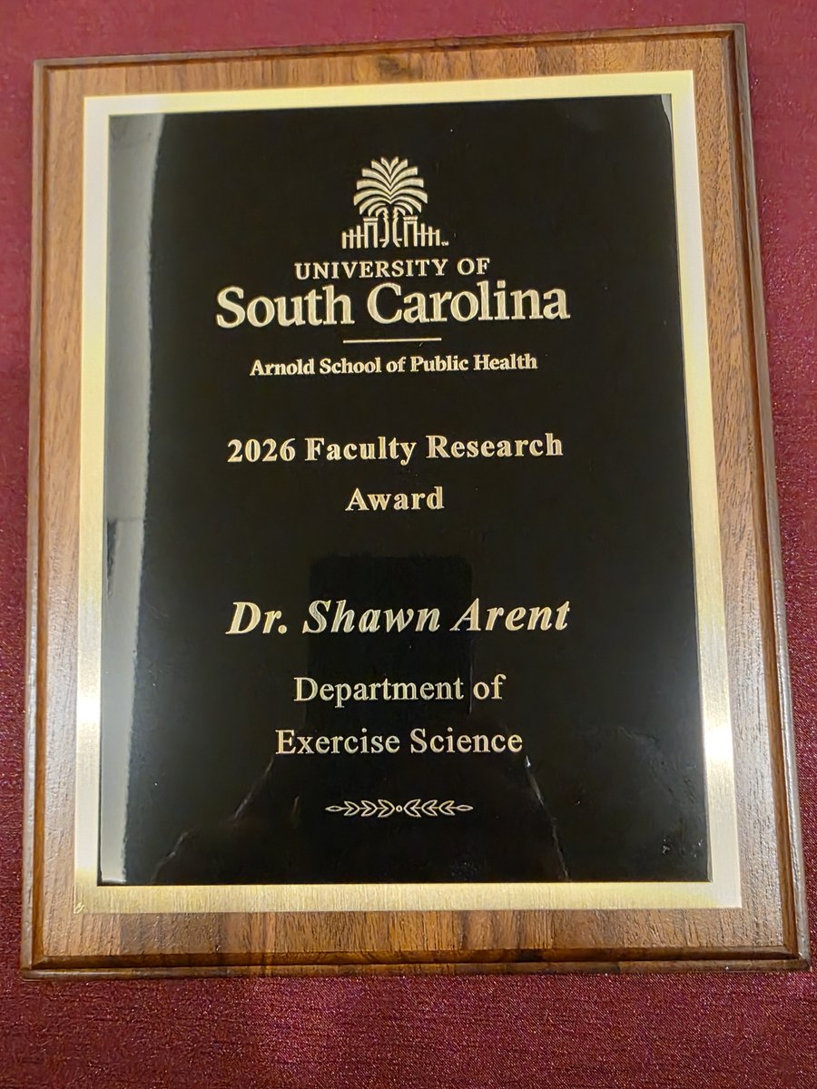 ShawnArent's tweet photo. A nice surprise on a Friday! Thank you to @USCArnoldSchool for this honor. https://t.co/KmMi3TRnzJ