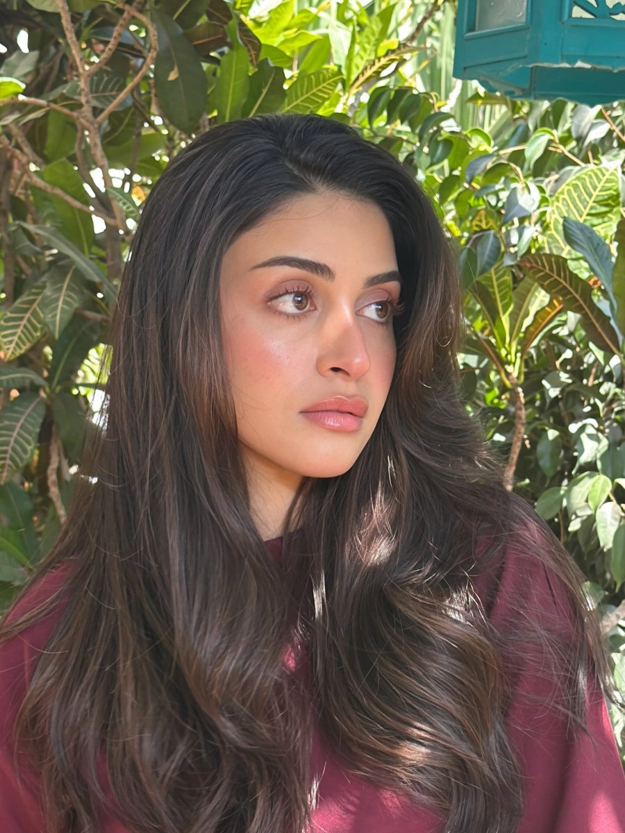whymeee16_'s tweet photo. anmol baloch's face card is unreal https://t.co/xJO4A5FahQ