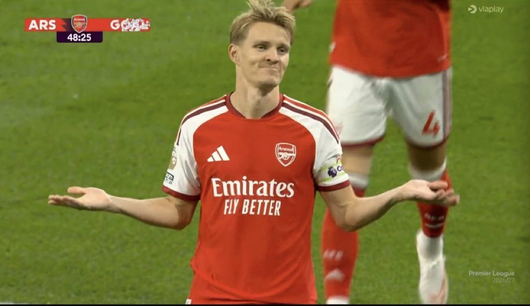 aviv_lavi's tweet photo. Odegaard doing Saka’s celebration 😂❤️ https://t.co/zoFgxal7hX