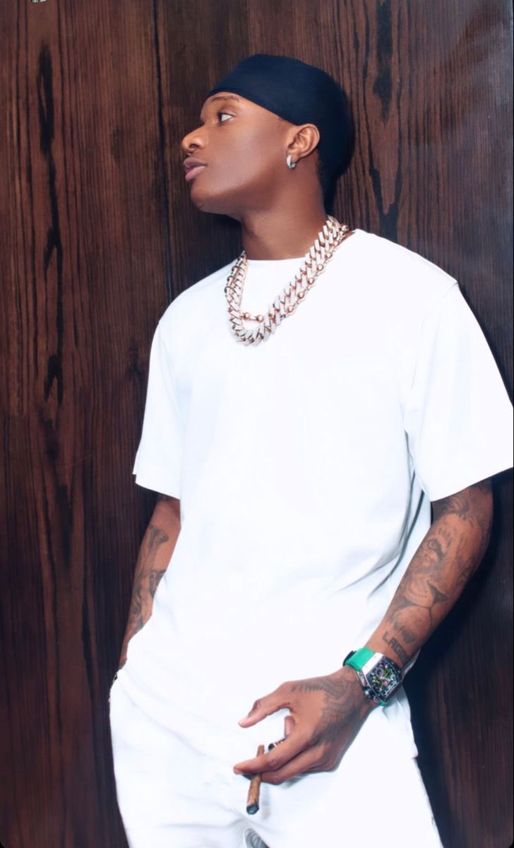 WizkidBlog1's tweet photo. Sexy Wiz 😍🤍🦅 https://t.co/M1M5aG7a4n