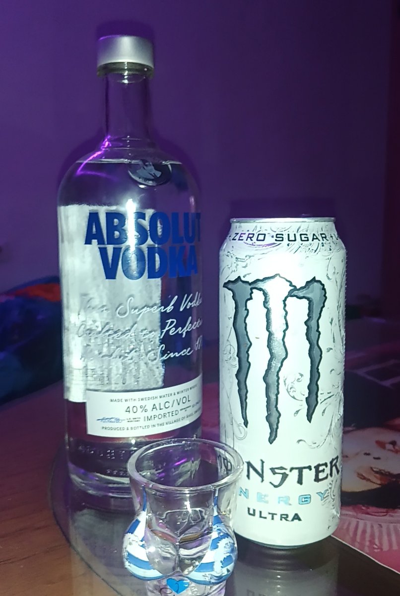 sofismyspace's tweet photo. life's good https://t.co/QquMAdCYC3