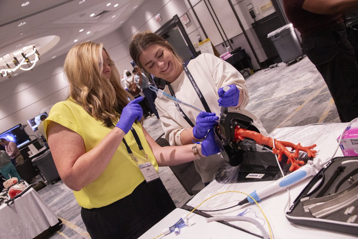 STS_CTsurgery's tweet photo. The learning is underway, the discussions are happening, and the next generation of cardiothoracic surgeons is gaining hands-on experience alongside expert faculty.
A look at day one of #STSBootCamp 📸 https://t.co/D4a5iHDFBU