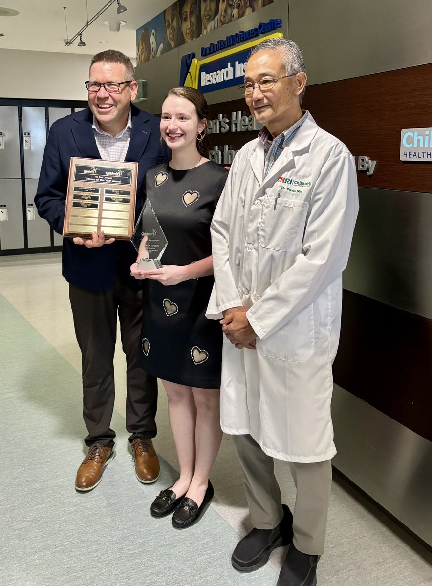 DBHardyLab's tweet photo. Congrats to @SchulichMedDent MSc graduate Andrea Kocsis on receiving the @CHRI_London Deb Commuzi Trainee of the Year Award 2026. Thanks to the @CHFHope for their support! #proudsupervisor https://t.co/Dv35GBN7tD