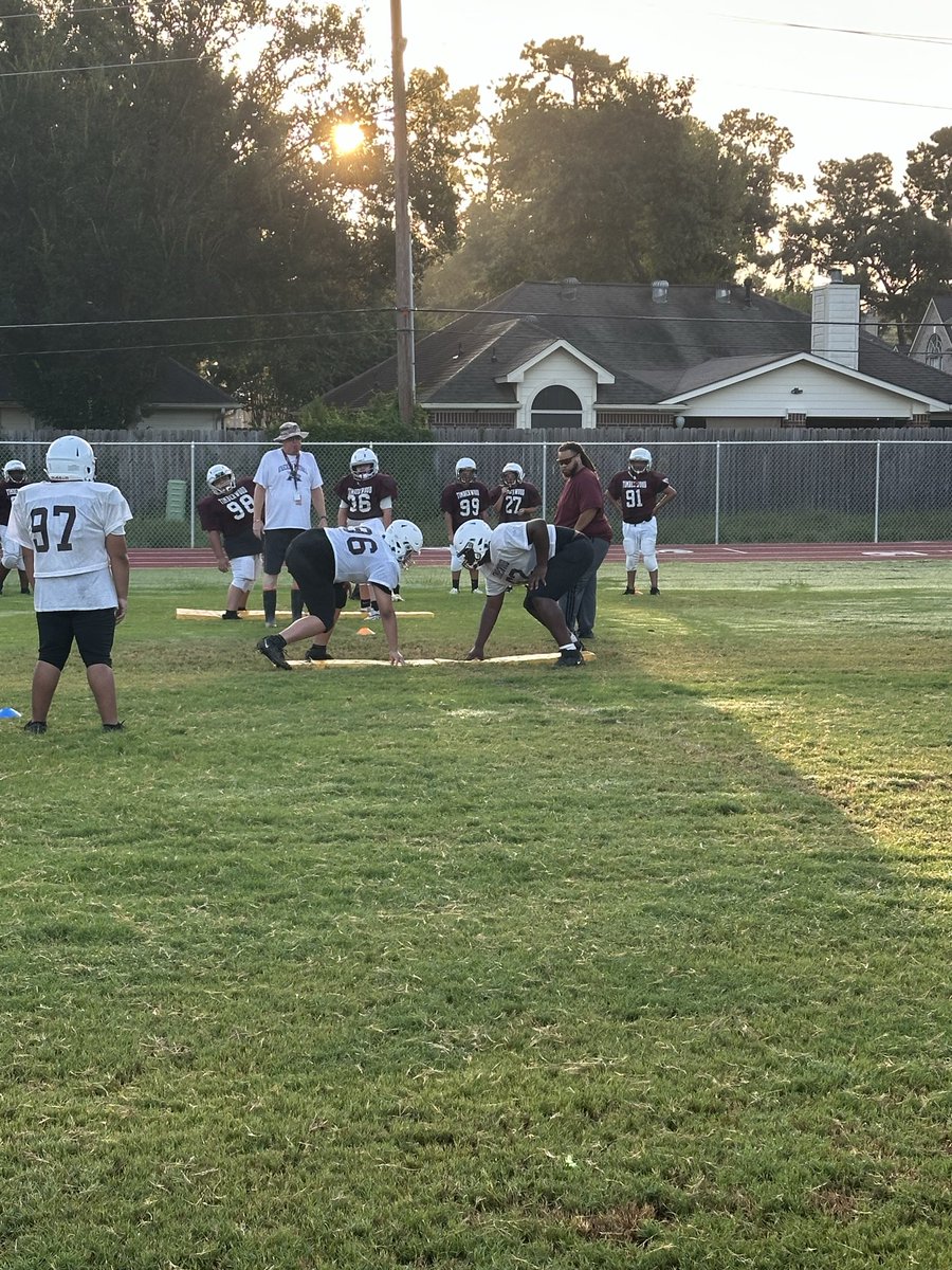 tms_Athboys's tweet photo. Action shots from 1st Day in Full Pads
#TMSPantherPride @HumbleISD_TMS @crizer_TMSPE @CoachThurmond10 @MrCoachEstridge https://t.co/HcX8d1fzSk