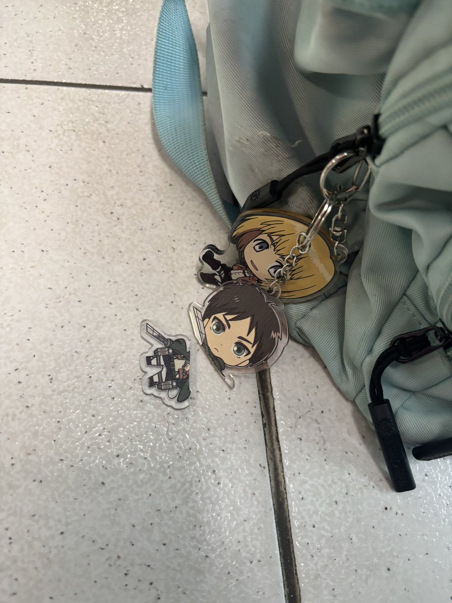 larinhahq's tweet photo. lore accurate https://t.co/f0wEhcWXUj