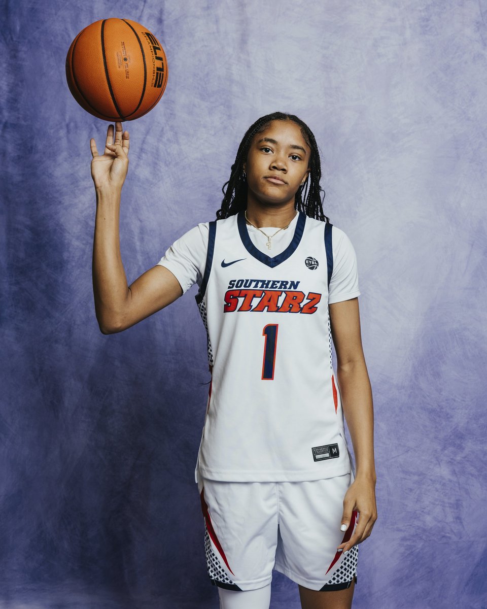 ALSoStarz's tweet photo. CONGRATS to our Nationally-Ranked (per @espnW ) STARZ 17U NIKE EYBL players:

@MegMoore0 is #22 in 2028
@bellehill_2028 is #30 in 2028
@SerenityRut00 is #45 in 2028

@kristenw_2029 is #1 in 2029!

Congrats! 👏 Go STARZ! ⭐️ https://t.co/zds82aWehl