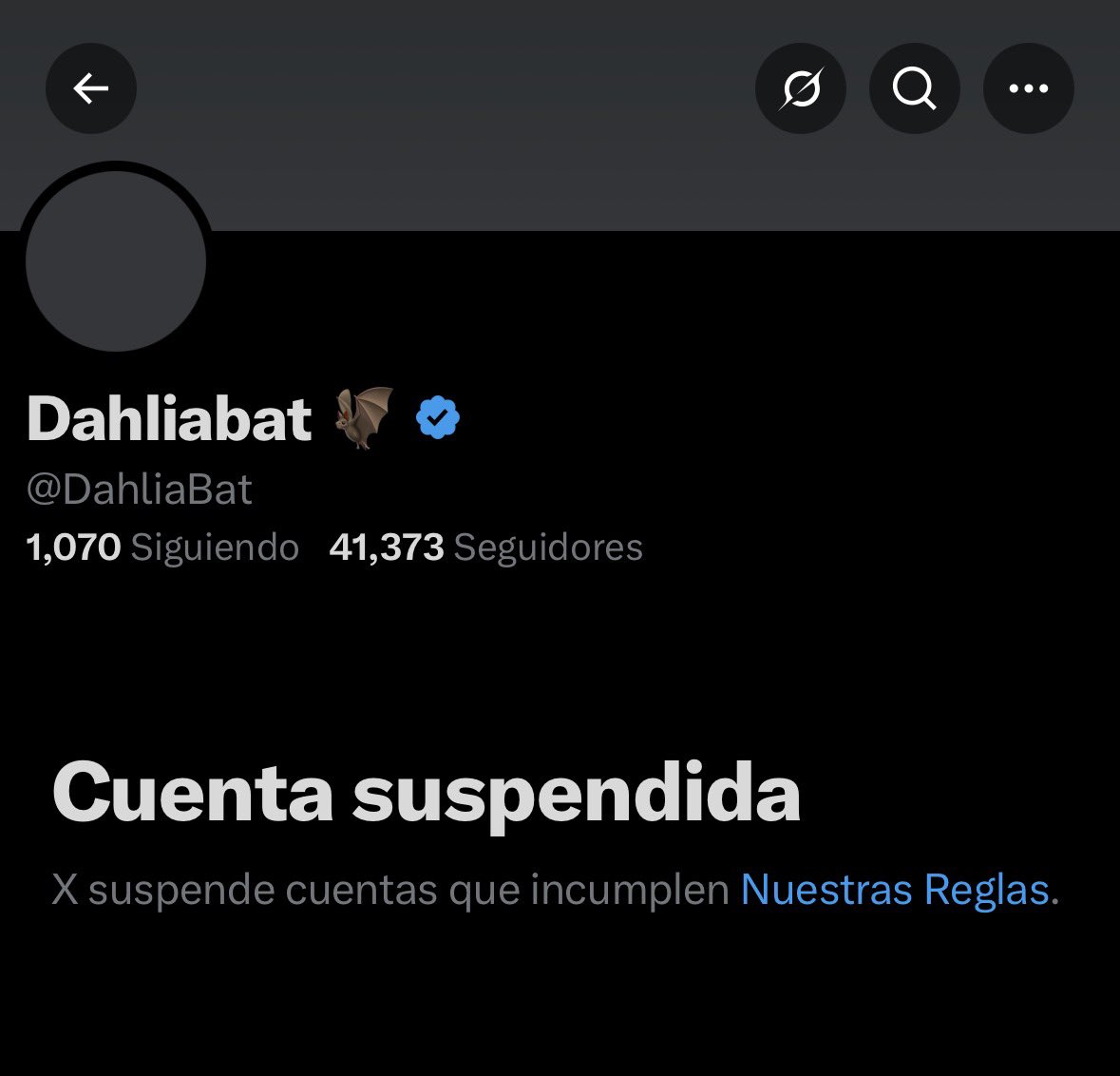 KenHomo10's tweet photo. Está pasando otra vez. 😭😭🤣🤣 https://t.co/dFzE1vnHWB