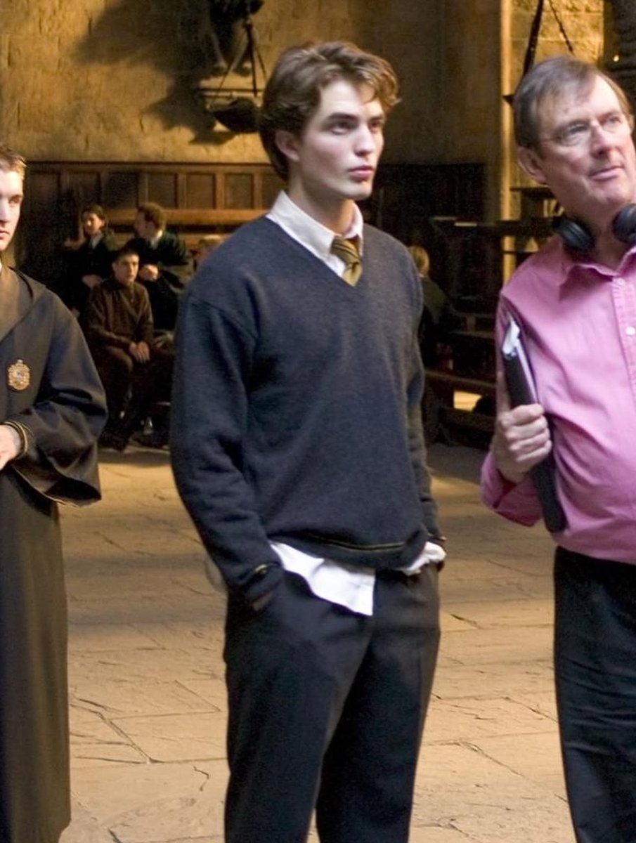 historyinmemes's tweet photo. Robert Pattinson was just 17 when he landed the role of Cedric Diggory in Harry Potter and the Goblet of Fire. He hadn’t even read the books before auditioning, but after getting the opportunity, he read the book in a single day and immediately knew he wanted the part.

The role ultimately changed Robert Pattinson’s life. The film was initially expected to take about four months to shoot, but production lasted nearly a year, forcing him to abandon his plans to attend university.

Years later, Pattinson said Harry Potter was the reason he became an actor, adding that without Cedric Diggory, he likely wouldn’t be where he is today.