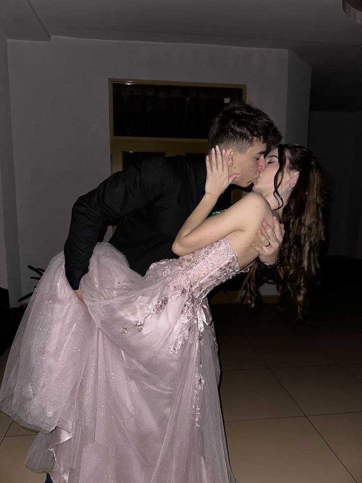 ClaraIntimite's tweet photo. Le plus beau jour de notre existence #couple #femboy #nsfwtwtًً #nsfw #Onlyfan #followme #nsfwtwtًً https://t.co/l2QUzkbsda