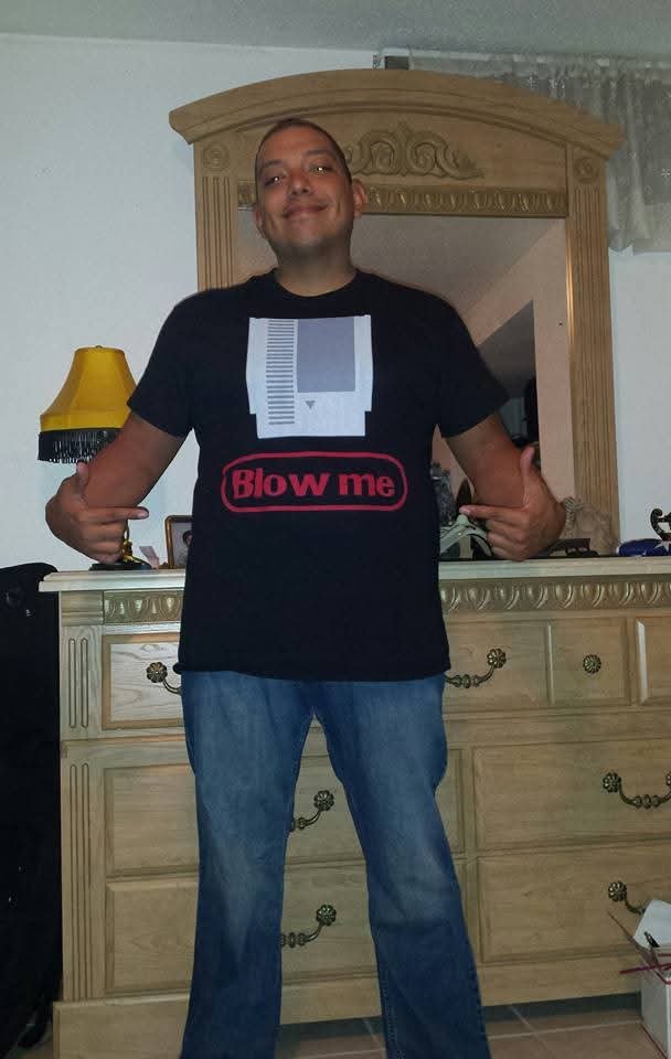 Jnor420's tweet photo. My favorite shirt 🤣😂 https://t.co/FOvQx5GeQs